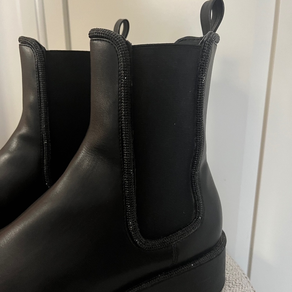 Steven Madden Black Boots - Picture 5 of 16